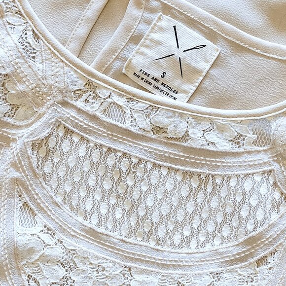 PINS& NEEDLES, Beautiful Boho cream embroidered blouse - Picture 10 of 10